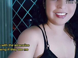 I'm so horny flashing my wet pussy outdoors 😍 masturbating publicly as hotwife latina! 🔥