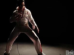 elvis parody mmf threesome spits tits in blonde blowjob frenzy