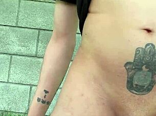 i dropped my pants for a hot public jerk off in the woods