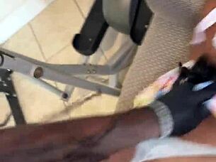 bro ur girl lit at bar big ass fuck n squirt 🔥