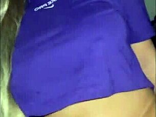 rabuda ruiva novinha peituda senta no pau latejante?