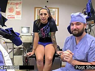 Nurse lenna lux forces hitachi orgasms on patient stefania mafra 😈🔥