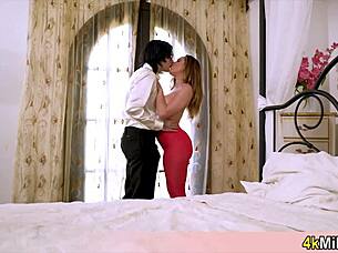 hey this hot milf housewife cums harder on cam