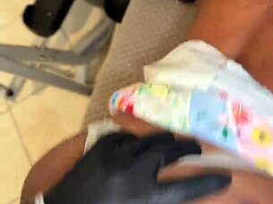 bro ur girl lit at bar big ass fuck n squirt 🔥