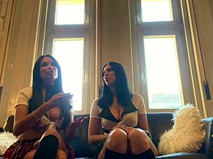 i got creampied hard by kira queen and anissa kate 😩💦🍆