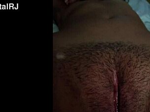 jades beautiful shaved pussy up close and juicy 😍💦