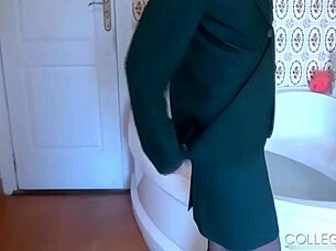 hey cute college coed sarah louise, show us that wet lingerie pussy?