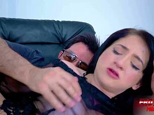 beautiful brunette beatriz is so ready for hot raw sex and creamy cumshot i mean frotinha too