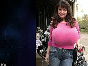 Those huge bbw milf tits make me crave every bounce and jiggle