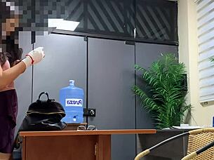 Ninfomana Secretary Fucks Music Professor Doggystyle in Miniskirt