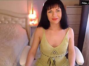 sexy jessy helga strips teasing sweet pussy pleasures