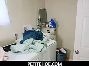 james angel gets hot maid honey hayes anytime he wants 😏🍑