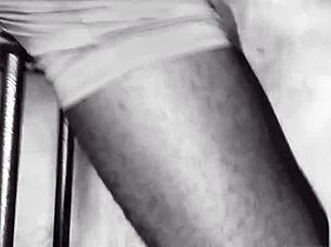 chayenhy pele vip trailer married milf gives fat ass to builder first time