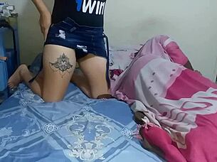 i masturbate next to him building up to massive orgasm explosion