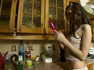 horny teen pandora moisturizes juicy body 😏🌊