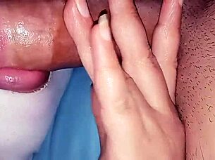 Hey, this Arab babe gives the sloppiest blowjob ever! 🔥🍆💦