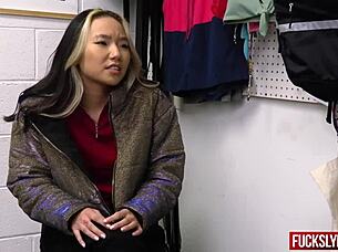 jacket slips, asia lee kneels for creamy finish 😩💦