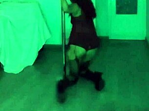 Amysexxxjuguetona strips sexy in private lingerie tease dance