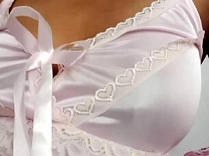 i need to fuck this indian teen around the house 😩