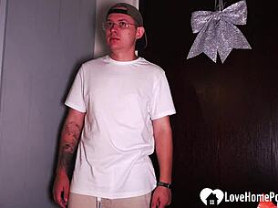 Food delivery turns into my wet pussy riding his cock