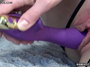 im eva the ginger model gently masturbatin solo feelin so good