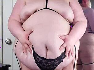 bouncy bbw chubby ass shakes in lingerie solo homemade