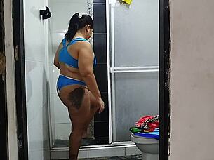 i spot big ass beach girl, invite her over for passionate pounding sex