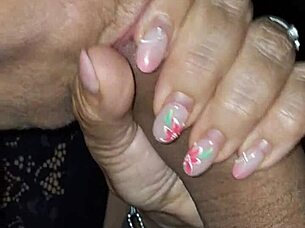 teresa jerks me off i lick her hairy pussy then cum on foot