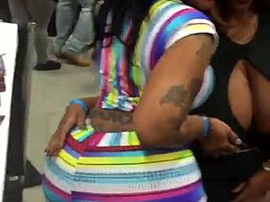 hidden cam catches ebony big tits bouncing candidly