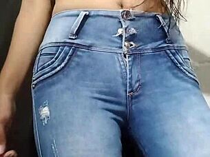 Teen sends tight pussy vid to teacher by accident