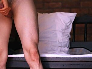 Best friend and cheater finally alone in living room for creampie fun! 🔥😏