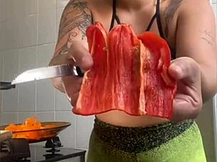 i'm cooking online but really flashing my swollen pussy for you