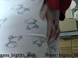 Milf Cameltoe Masturbation In Pajamas