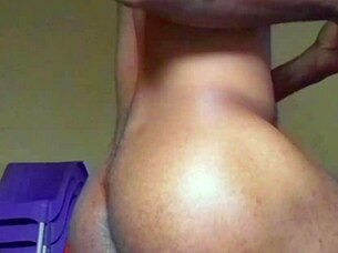 lonely african dude strokes huge cock after naked dance 🔥🍆