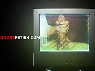 get off game 18+ nerd lady feels stepbro spooning 😏