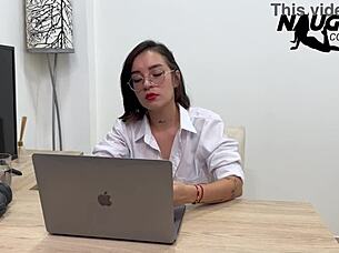 Secretary texts girlfriend gets horny masturbates teases pussy toys deepthroat blowjob solo