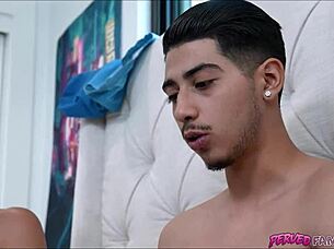 milf screams fuck my pussy harder deeper right now