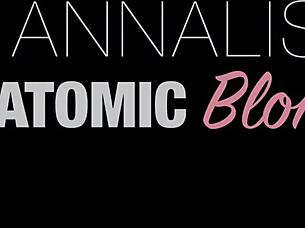 Lap Dance Slut! Blonde Gets Fucked Hard In Private After Show!