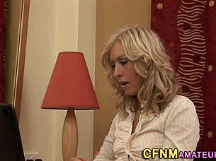 cfnm milf amateur gives handjob in high definition