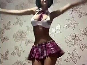 i luv watchin these asses twerk wild