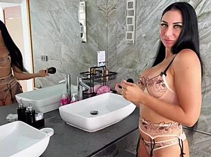 Slutty morning dance teases with her big tits before deepthroat blowjob and cumshot finish