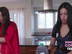 ghost freeuses charly summer and bianca bangs at haunted halloween house