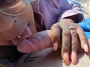 Teaser episode 1 season 5 shows hot exhibition teasing at the beach