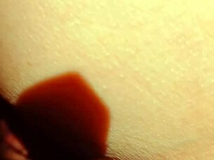 mature woman flashes her huge fanny lips