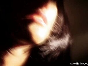 Indian brunette teases in forbidden erotic nude dance ritual