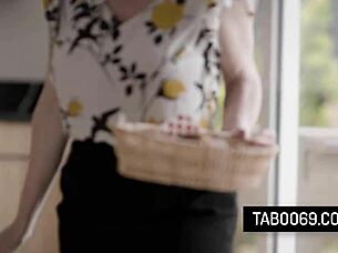 dee williams and whitney wright threesome with husband