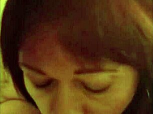 Cheating Oakland milf craves tight pussy action