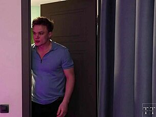 i tricked this cute asian masseuse into rough pounding sex