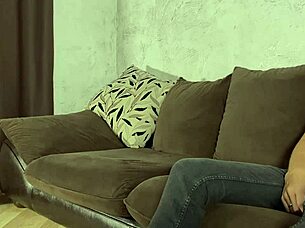 Can pregnant milf's huge ass survive this rough casting pounding?