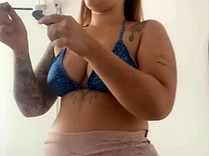 show off my big pussy flashing all night woke up soaked 😏